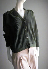 Load image into Gallery viewer, Vintage 80&#39;s Khaki Green Knit Made in Spain

