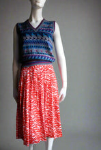 Load image into Gallery viewer, 80&#39;s Silk Doves
