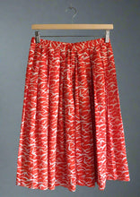 Load image into Gallery viewer, 80&#39;s Silk Doves
