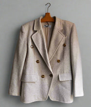 Load image into Gallery viewer, Cream Woollen 1990s Guy Laroche
