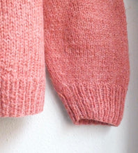 Load image into Gallery viewer, Raspberry Woollen Handmade
